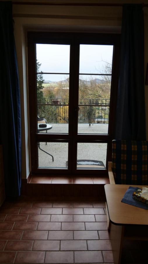 Penzion Na Hradbach Louny Luaran gambar