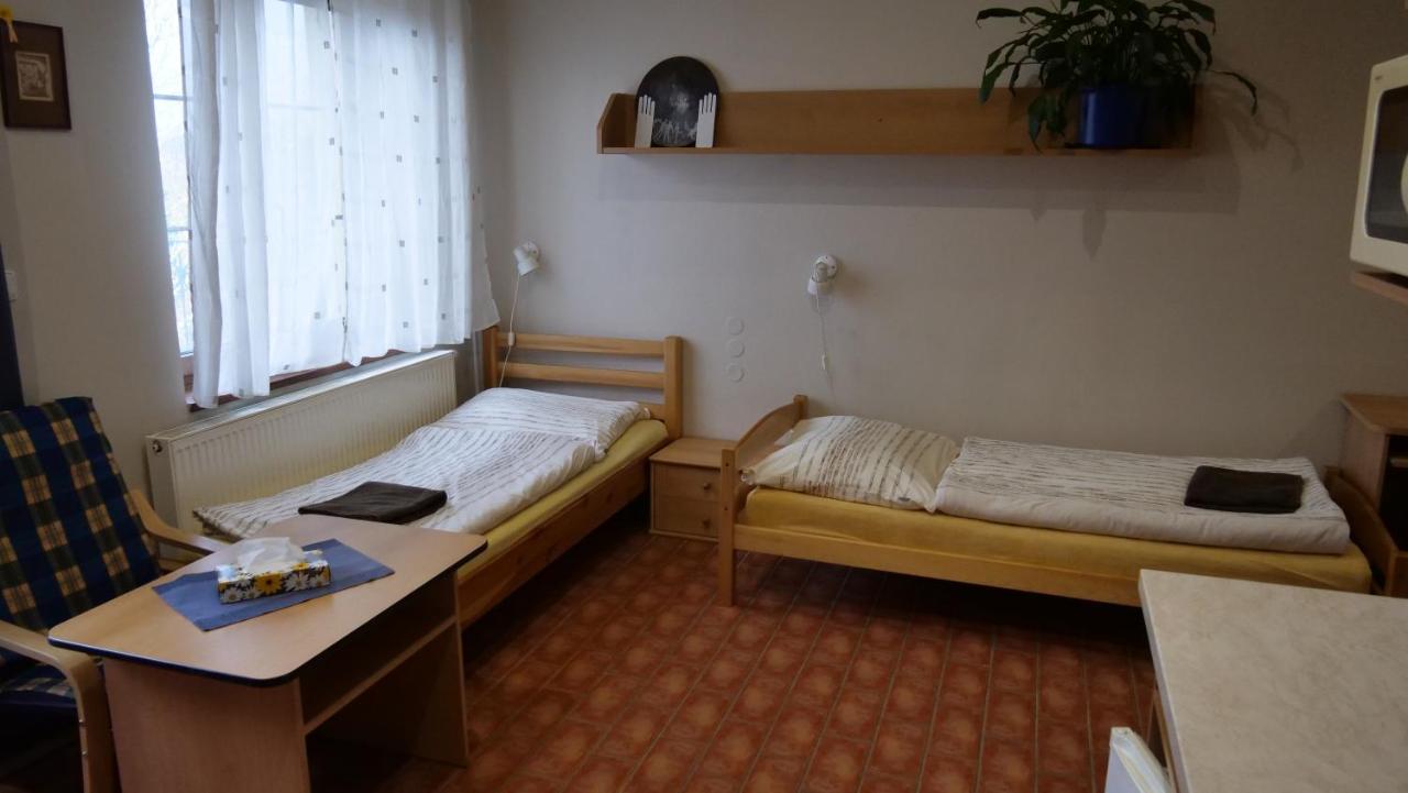 Penzion Na Hradbach Louny Luaran gambar